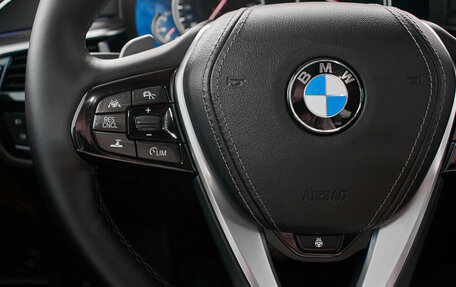 BMW 5 серия, 2018 год, 3 220 000 рублей, 13 фотография