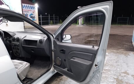 Renault Logan I, 2009 год, 375 000 рублей, 11 фотография