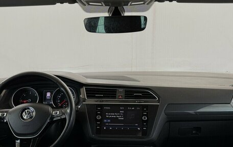 Volkswagen Tiguan II, 2017 год, 2 150 000 рублей, 5 фотография