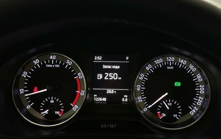 Skoda Rapid I, 2019 год, 1 350 000 рублей, 6 фотография