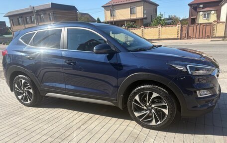 Hyundai Tucson III, 2020 год, 2 400 000 рублей, 2 фотография