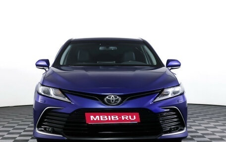 Toyota Camry, 2021 год, 2 790 000 рублей, 2 фотография