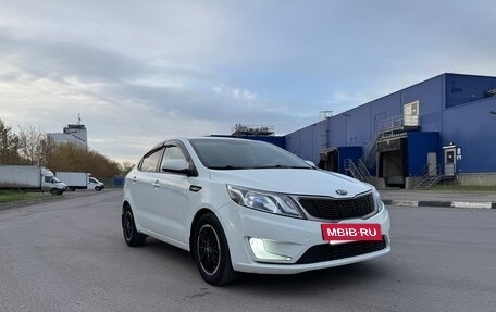 KIA Rio III рестайлинг, 2013 год, 850 000 рублей, 3 фотография