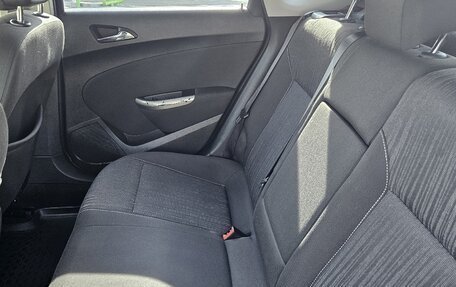 Opel Astra J, 2012 год, 580 000 рублей, 6 фотография
