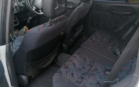 Toyota RAV4, 1996 год, 480 000 рублей, 6 фотография