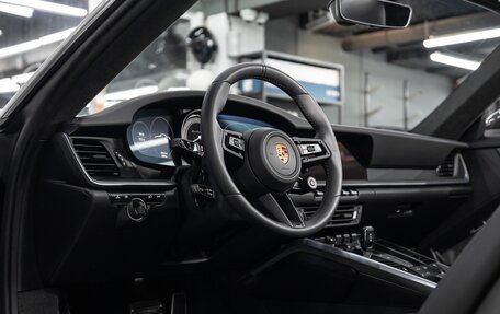 Porsche 911, 2022 год, 29 490 000 рублей, 15 фотография