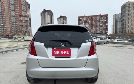Honda Fit III, 2009 год, 770 000 рублей, 10 фотография