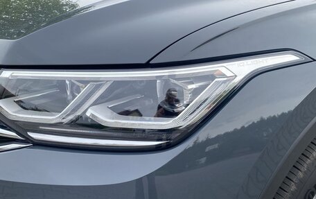 Volkswagen Tiguan II, 2023 год, 3 100 000 рублей, 3 фотография