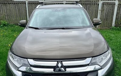 Mitsubishi Outlander III рестайлинг 3, 2018 год, 2 100 000 рублей, 1 фотография