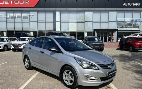Hyundai Solaris II рестайлинг, 2015 год, 1 127 000 рублей, 1 фотография