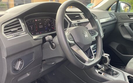 Volkswagen Tiguan II, 2023 год, 3 100 000 рублей, 17 фотография