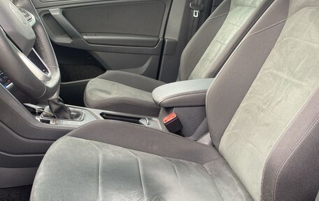 Volkswagen Tiguan II, 2023 год, 3 100 000 рублей, 18 фотография