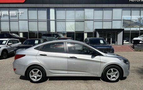 Hyundai Solaris II рестайлинг, 2015 год, 1 127 000 рублей, 3 фотография