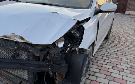 Hyundai Solaris II рестайлинг, 2014 год, 500 000 рублей, 3 фотография