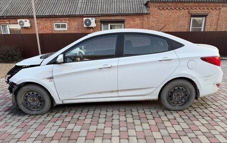 Hyundai Solaris II рестайлинг, 2014 год, 500 000 рублей, 11 фотография