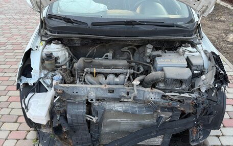 Hyundai Solaris II рестайлинг, 2014 год, 500 000 рублей, 18 фотография