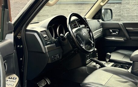 Mitsubishi Pajero IV, 2019 год, 3 390 000 рублей, 22 фотография