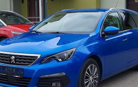 Peugeot 308 II, 2020 год, 1 350 000 рублей, 3 фотография