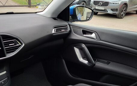 Peugeot 308 II, 2020 год, 1 350 000 рублей, 21 фотография