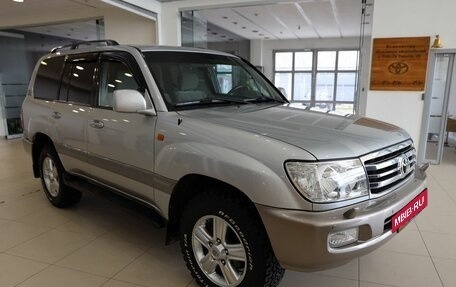 Toyota Land Cruiser 100 рестайлинг 2, 2006 год, 5 990 000 рублей, 3 фотография