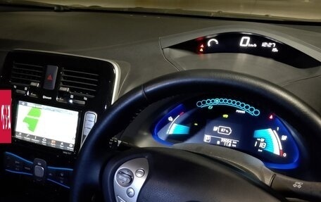 Nissan Leaf I, 2016 год, 1 000 000 рублей, 6 фотография