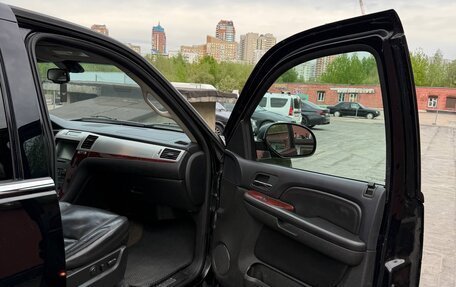Cadillac Escalade III, 2007 год, 1 200 000 рублей, 9 фотография