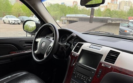 Cadillac Escalade III, 2007 год, 1 200 000 рублей, 17 фотография