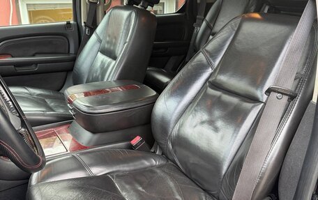 Cadillac Escalade III, 2007 год, 1 200 000 рублей, 15 фотография
