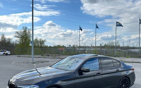 BMW 5 серия, 2019 год, 5 500 000 рублей, 4 фотография
