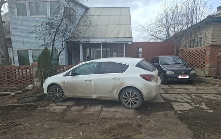 Opel Astra J, 2010 год, 750 000 рублей, 5 фотография