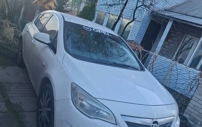 Opel Astra J, 2010 год, 750 000 рублей, 1 фотография