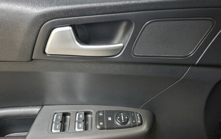 KIA Sportage IV рестайлинг, 2017 год, 1 599 000 рублей, 19 фотография
