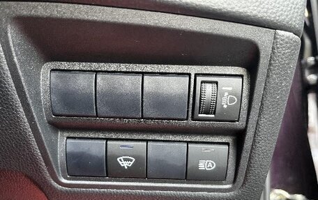 Toyota Yaris, 2021 год, 1 223 000 рублей, 10 фотография