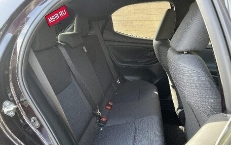 Toyota Yaris, 2021 год, 1 223 000 рублей, 16 фотография