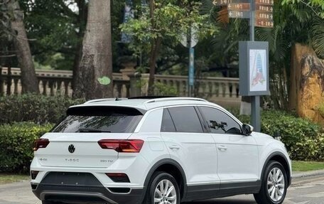 Volkswagen T-Roc I, 2021 год, 1 600 000 рублей, 3 фотография