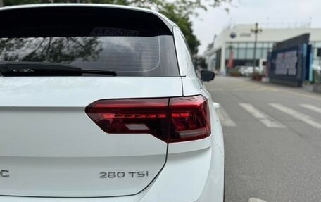 Volkswagen T-Roc I, 2021 год, 1 600 000 рублей, 8 фотография