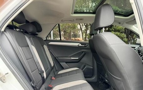 Volkswagen T-Roc I, 2021 год, 1 600 000 рублей, 26 фотография