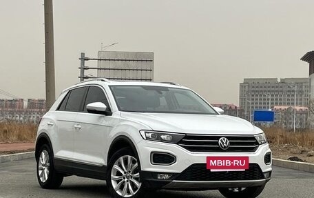 Volkswagen T-Roc I, 2021 год, 1 700 000 рублей, 3 фотография
