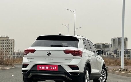 Volkswagen T-Roc I, 2021 год, 1 700 000 рублей, 6 фотография
