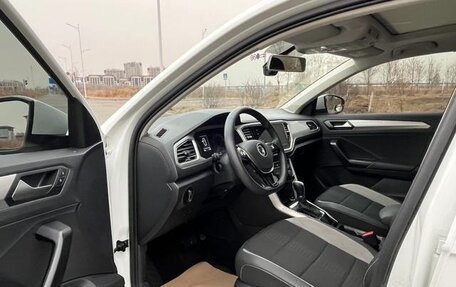 Volkswagen T-Roc I, 2021 год, 1 700 000 рублей, 8 фотография