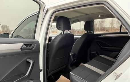 Volkswagen T-Roc I, 2021 год, 1 700 000 рублей, 10 фотография