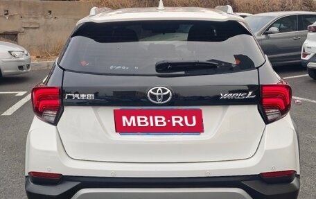 Toyota Yaris, 2022 год, 1 150 000 рублей, 4 фотография