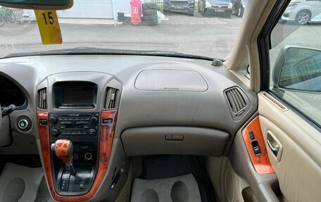 Lexus RX IV рестайлинг, 2002 год, 829 000 рублей, 19 фотография