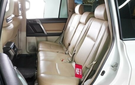 Toyota Land Cruiser Prado 150 рестайлинг 2, 2009 год, 3 129 000 рублей, 10 фотография