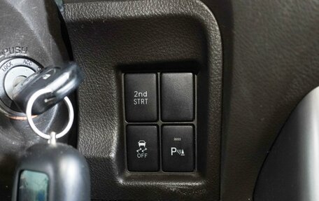 Toyota Land Cruiser Prado 150 рестайлинг 2, 2009 год, 3 129 000 рублей, 17 фотография