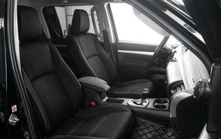 Toyota Hilux VIII, 2016 год, 3 629 000 рублей, 8 фотография
