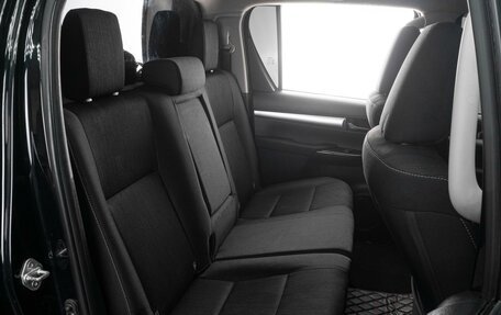 Toyota Hilux VIII, 2016 год, 3 629 000 рублей, 7 фотография