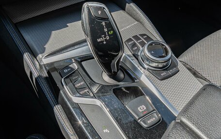 BMW 5 серия, 2018 год, 2 690 000 рублей, 12 фотография