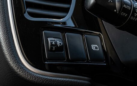 Mitsubishi Outlander III рестайлинг 3, 2018 год, 2 180 000 рублей, 17 фотография