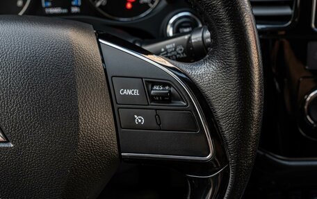 Mitsubishi Outlander III рестайлинг 3, 2018 год, 2 180 000 рублей, 18 фотография